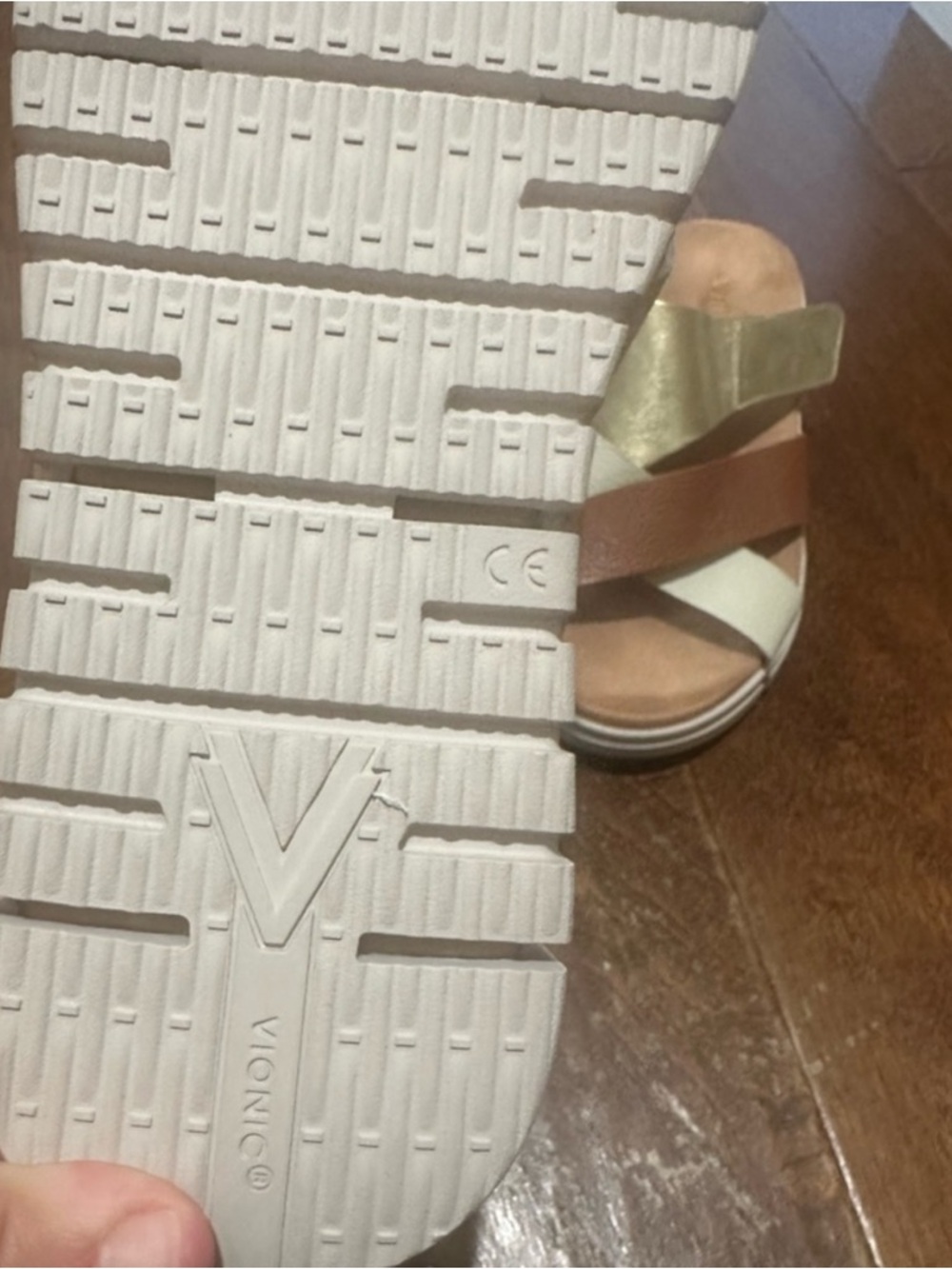 Vionic Uptown Sunset Crisscross Slide Sandals - Picture 10 of 10